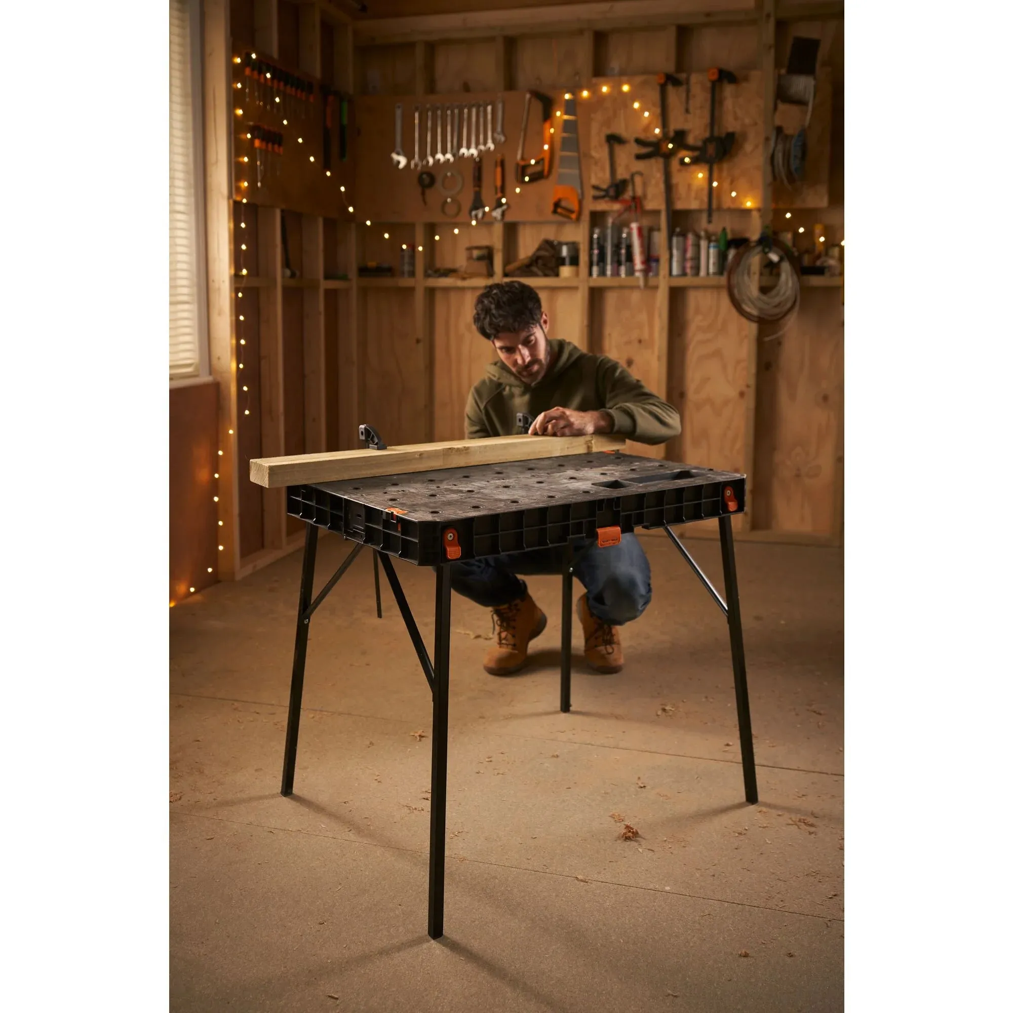 BLACK DECKER Foldable Workbench, (BDST11552)